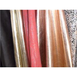 東莞市厚街正鴻皮革制品加工廠 專業(yè)皮革制品銷售與定制